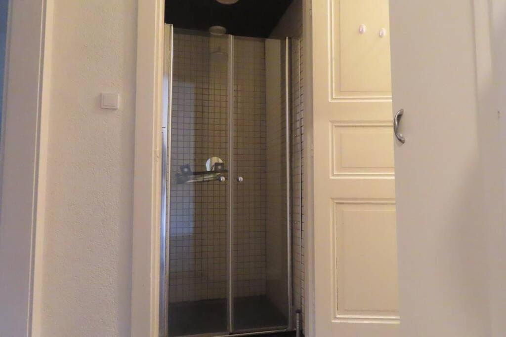 Down Town Apartment Eindhoven Ngoại thất bức ảnh